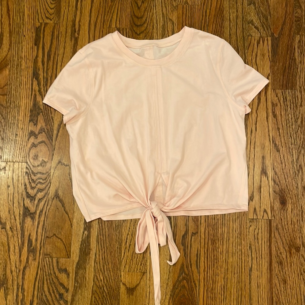 lululemon pink shirt